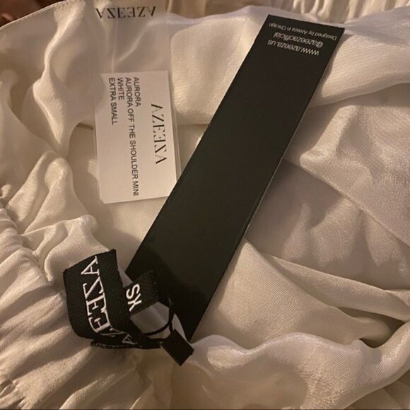 Azeeza Dress NWT Aurora Off Shoulder Mini Dress White XS new - Picture 12 of 14